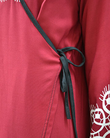 Halkalı Desenli Kruvaze Namaz Elbisesi – Yandan Bağlamalı, Rahat Kesim 36–46 Beden