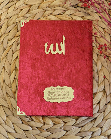 Kişiye Özel Pleksi İsimli Kadife Yasin Kitabı – 128 Sayfa