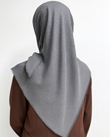 Desenli Denim Eşarp – 95x95 cm, Kaymaz, Dört Mevsim Kullanıma Uygun