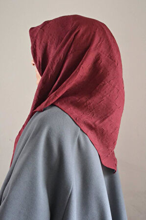 Bambu Kraş Eşarp 100x100 cm – Terletmez, Tok ve Dik Duran, Dört Mevsim Kullanıma Uygun