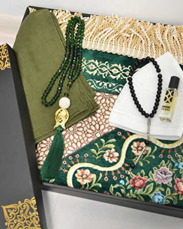 Çeyizlik Hediyelik Seccade Set – Astarlı Kadife Seccade, Eşarp, Kristal Tesbih, Erkek Tesbihi, Takke ve Esanslı Özel Kutulu Lüks Hediye