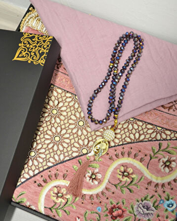 Çeyizlik Hediyelik Seccade Eşarp Tesbih Set – Kadife Astarlı Seccade, Eşarp, Kristal Tesbih Kutulu Lüks Hediye Seti