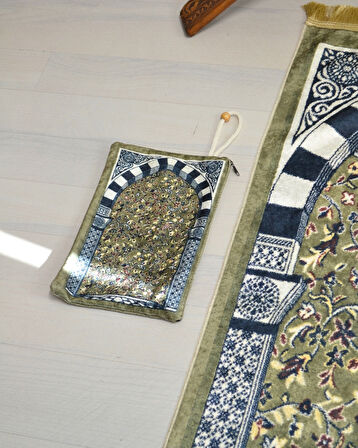 Pratik ve Taşınabilir İpek Dokulu Çantalı Seccade Ravza Desenli Fermuarlı