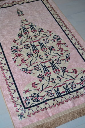 Çantalı Fermuarlı Desenli Seccade KP001