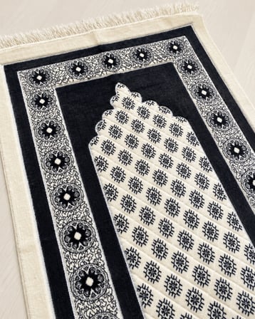 Yıldızlı Mihrap Kadife Seccade 70x115 cm Hediyelik Çeyizlik Seccade