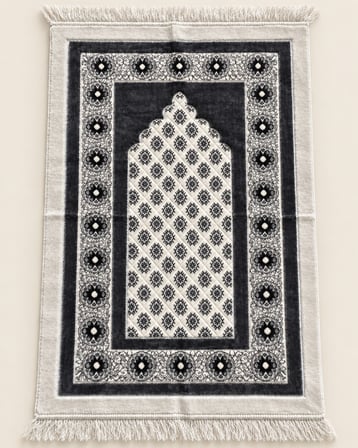 Hediyelik Seccade Seti Kadife Seccade 70x115 cm  Kilitli Kâbe Desenli Hediye Poşeti Hac Umre Hediyesi
