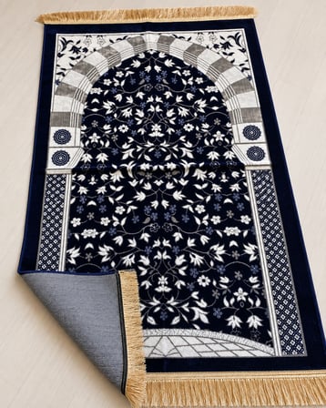 Ravza Desenli Kadife Seccade 70x115 cm Çeyizlik Hediyelik Seccade