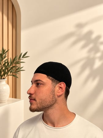 Erkek Namaz Takkesi Zikzak Desenli Standart Beden MV001 Hac Umre ve Günlük Kullanım Takkesi