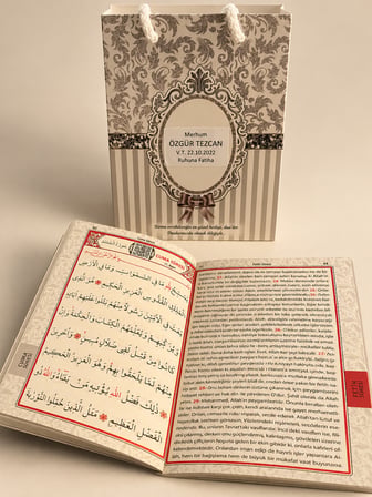 Yasin Kitabı Hediyelik İsimli QR Kodlu Sesli Dinleme Özellikli Çanta Boy Yasin