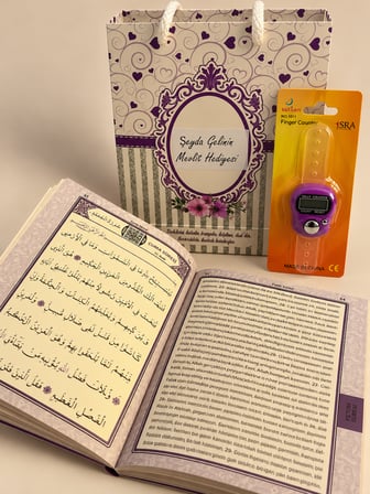 Yasin Kitabı Zikirmatik Hediyelik İsimli QR Kodlu Sesli Dinleme Özellikli Çanta Boy Yasin