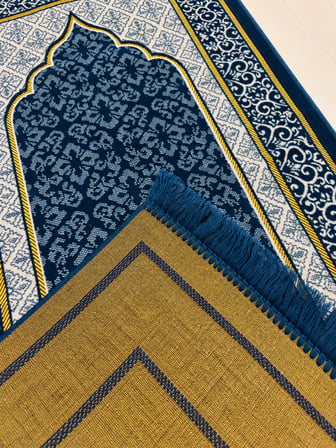 Kadife Seccade - 70x110 cm  - Yumuşak ve Konforlu