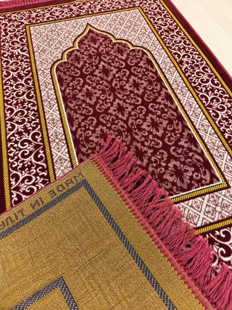 Kadife Seccade - 70x110 cm  - Yumuşak ve Konforlu