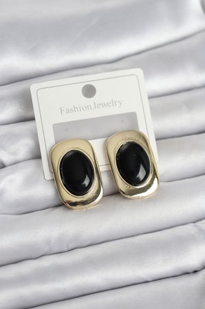 Siyah Renk Kare Model Vintage Kadın Küpe 5886