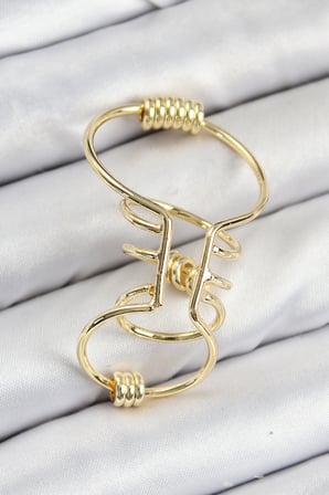 Pirinç Halkalı Model Gold Renk Kıkırdak Küpe 5886