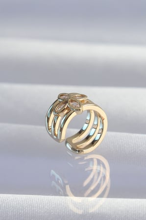 Pirinç Gold Renk Yonca Earcuff Küpe 5886