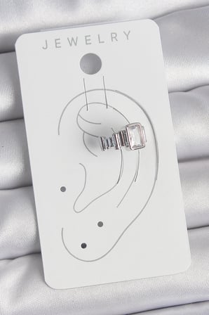 Pirinç Gümüş Renk Kare Zirkon Taşlı Kadın Kıkırdak Model Küpe 5886