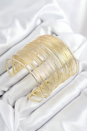 Pirinç Tel Sarma Model Gold Renk Kadın Bileklilk 5886