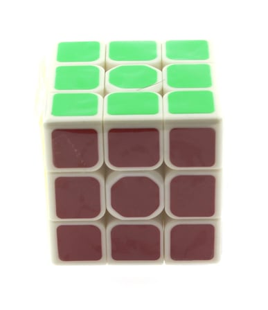 Beyaz Zemin Üzeri Renkli Zeka Küpü 3X3X3-5,5 cm