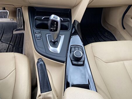 3 SERISI F30 IDRIVE KONSOL KAPLAMA - PIANO BLACK