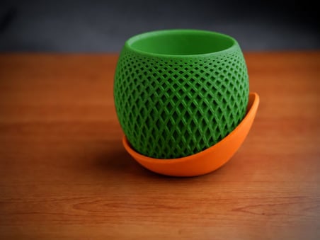 3D Baskı Küre Saksı - Kafes Dokulu İki Parçalı Dekoratif Saksı - Yeşil-Turuncu