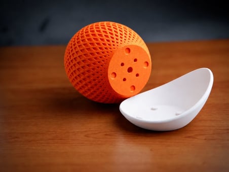 3D Baskı Küre Saksı - Kafes Dokulu İki Parçalı Dekoratif Saksı - Turuncu-Beyaz