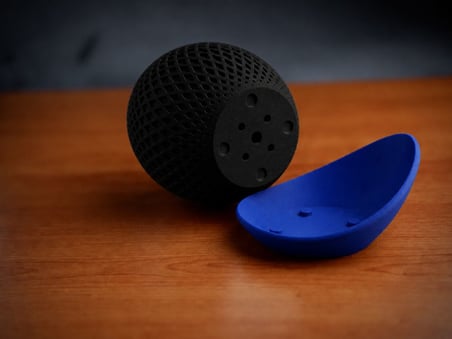 3D Baskı Küre Saksı - Kafes Dokulu İki Parçalı Dekoratif Saksı - Siyah-Mavi