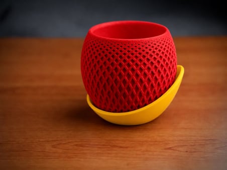 3D Baskı Küre Saksı - Kafes Dokulu İki Parçalı Dekoratif Saksı - Kırmızı-Sarı