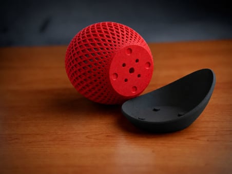 3D Baskı Küre Saksı - Kafes Dokulu İki Parçalı Dekoratif Saksı - Kırmızı-Siyah