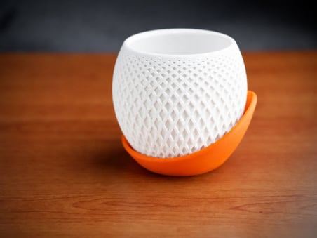 3D Baskı Küre Saksı - Kafes Dokulu İki Parçalı Dekoratif Saksı - Beyaz-Turuncu