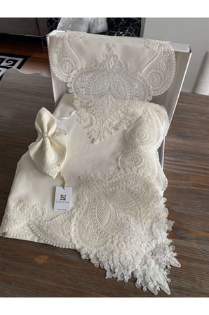 Salkım Masa Örtüsü 12 Kişilik Linen Kumas Sofra Takımı