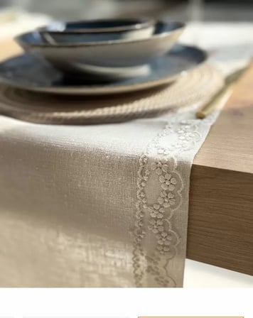 Masa Üzerine Runner, Sehpa Örtüsü Fransız İşlemeli Detaylı Zara Model