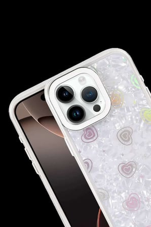 iPhone 16 Pro Lumi Desenli Kapak - Beyaz