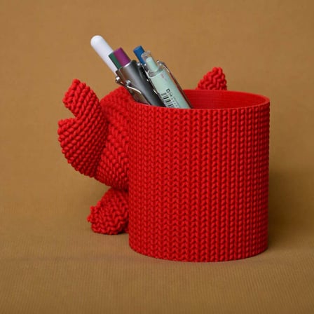 3D Baskı Knitted Kalemlik - Sevimli Karakterli Masaüstü Kalem Organizeri-Kırmızı