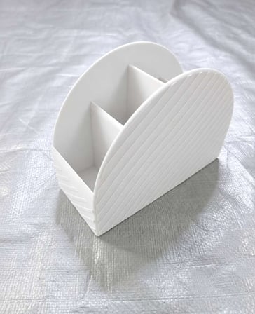 3D Baskı Uzaktan Kumanda Organizeri - Çok Bölmeli TV Kumandası Masaüstü Düzenleyici-Beyaz