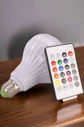 Estetik Tasarımlı Kablosuz Bluetooth Hoparlör ve Led Lamba