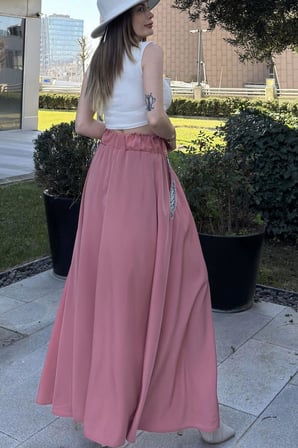 Kadın Pembe Beli Lastikli, Cepleri Hasır İşlemeli, Rahat Kesim, Uzun Kiloş Etek