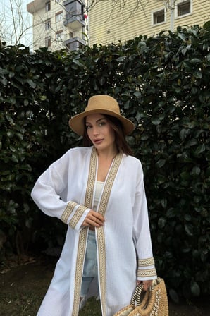 Kadın Beyaz Müslin Kumaş, Hasır Şerit Detaylı Salaş Kimono Ceket