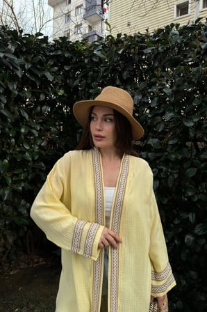 Kadın Sarı Müslin Kumaş, Hasır Şerit Detaylı Salaş Kimono Ceket
