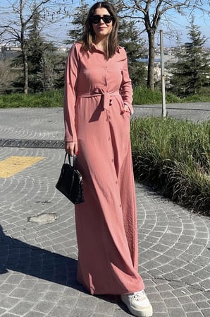Kadın Pudra Kupra Kumaş, Uzun Kol, Beli Kuşaklı, Vucüda Oturan Kalıp, Uzun Gömlek Elbise
