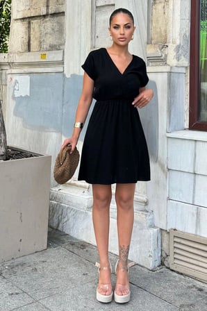Kadın Siyah Sırt Dekolteli, Kruvaze Yaka, Beli Lastikli, Kısa Kollu, Rahat Midi Keten Elbise