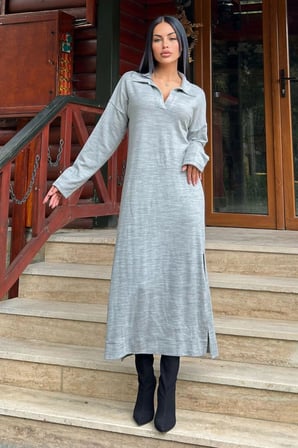 Gri Polo Yaka, Uzun Kol, Yırtmaçlı, Salaş, Akrilik Örme Uzun Elbise