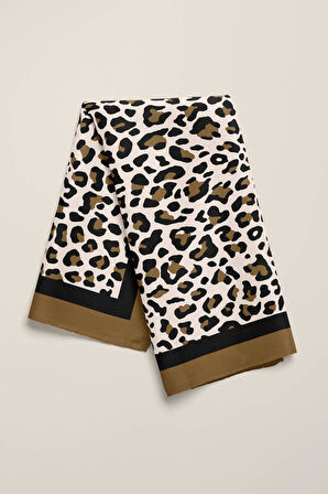 E31 Kadın Kahve Siyah Benek Desenli 50x50 Bandana HYL DG01356-22