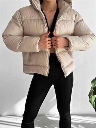 Kapüşonlu Arkası Çavuş Desen Kadın Şişme Mont