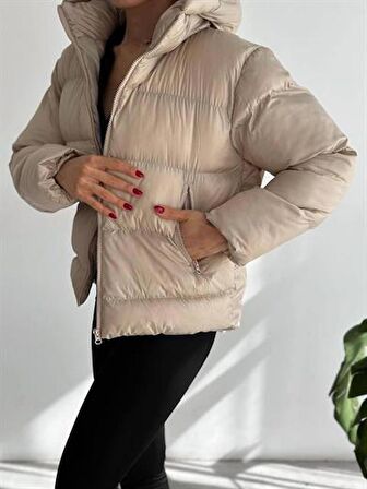 Kapüşonlu Arkası Çavuş Desen Kadın Şişme Mont