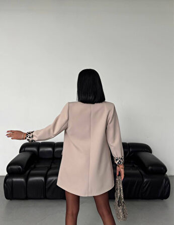 Kruvaze Yaka Astarı Leopar Desen Oversize Kadın Blazer Ceket