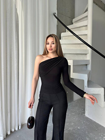 Vatkalı Tek Omuz Kadın Bluz