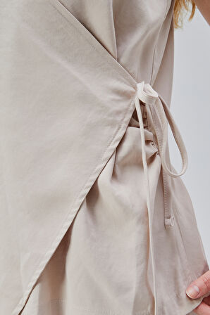 Vizon V Yaka Yandan Bağlama Detaylı Yelek-Pantolon Takım