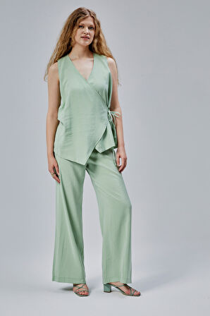 Mint V Yaka Yandan Bağlama Detaylı Yelek-Pantolon Takım