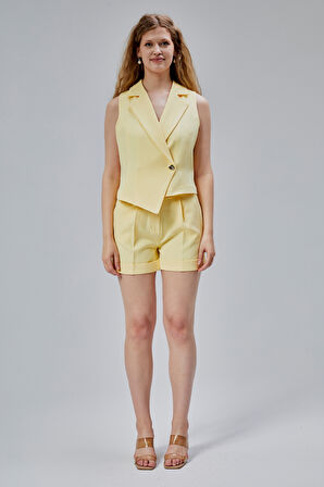 Sarı Regular Fit Rahat Kesim Şort