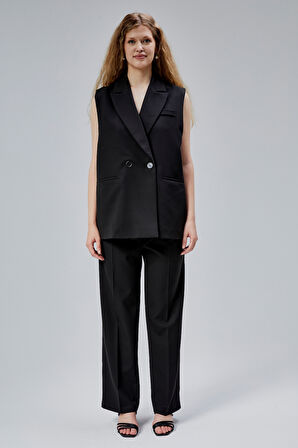 Siyah Salaş Kesim Dökümlü Pantolon